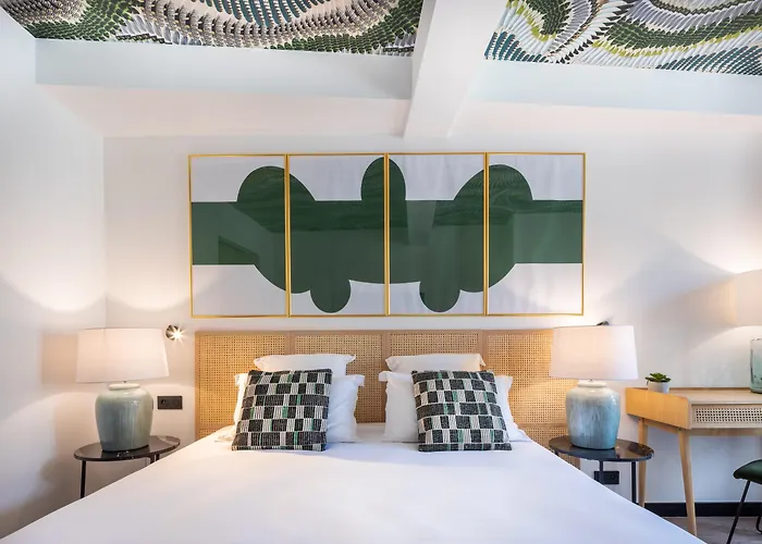 Maisons du Monde Hôtel&Suites - La Rochelle Vieux Port